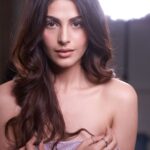 Heena Achhra Instagram - "People will stare. Make it worth their while." —Harry Winston . . . . . . . . . . . . . . . . . . . . . . . . . . . #music #postoftheday #followme #tiktok #reels #style #beautiful #model #foryou #meme #quotes #likesforlike #edit #cute #happy #me #photoshoot #edits #nature #likeforfollow #repost #viralpost #funny #followers #fashionmodel #wednesday #instagood #instadaily #pictureoftheday
