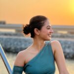 Helly Shah Instagram - Orange haze , perfect days 🧡✨