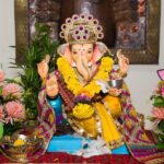 Hema Malini Instagram - Bid final adieu to Bappa with His arti. Was joined by my Natyavihar Kalakendra troupe members who sang and chanted the original and typical local numbers on Lord Ganesha, something that is part of our household celebration each year. May Bappa protect each life on Earth and may He bless all with peace and great good fortune. Ganpati Bappa Morya!! #ganeshfestival #ganpatibappamorya #festiveseason