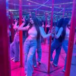 Hiba Nawab Instagram - Lost in a world of mirrors and magic 🪄 Mumbai, Maharashtra