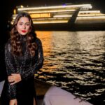 Hina Khan Instagram - Adding @deltin_life to my Goa Diaries, where black is always the luckiest shade 🖤 . . Outfit @nirmooha MUAH @sachinmakeupartist1 @arbazshaikh6210