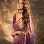 Hina Khan Instagram - Drenched in tradition 💜 Timeless beauty in every drape of saree.. . Saree @houseofurrmi Jewellery @karishma.joolry @motifsbysurabhididwania Styled by @kansalsunakshi MUAH @sachinmakeupartist1 @siddhi_hairstylist 📸 @kakali_das_photography #foreversareegirl #sareelove