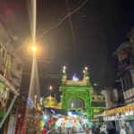 Hina Khan Instagram - Offered FAJR namaz at Hazrat Makhdoom Shah Baba Dargah Mahim.. I have always always felt so peaceful in every dargah I have visited in my life.. Thanks to my NANI, she used take me along with her to every dargah possible in Srinagar when I was little..she used to spend hours there and buy us masal tchot and nadir monj (Kashmiri snack) It kind of stayed with me..May Allah grant her highest rank in jannah 🤲 Miss you 😊 You know for me the best part is the fragrance of the dargah..it fills every corner of your being.. May Allah answer our prayers (Ameen) Jumma Mubarak.. #HeavenOfPeace #SpiritsLifted #serene