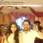Hiphop Tamizha Instagram - China la இன்னிக்கு singles day vame 😉 So அனைத்து single நண்பர்களுக்கும் Happy Singles day 🔥❤️