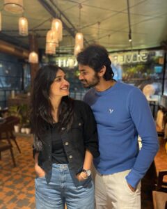 Hruta Durgule Instagram - 11 Months ❤️✨
#fav #myman #blessed #grateful #couple #mrandmrs 
📷 by @anuragsings 🤗