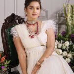 Hruta Durgule Instagram - Experience the legacy of elegance with the Avani collection of Alluring and Enchanting Gold, Polki & Diamond jewellery ."From Generation to Generation, Our Legacy Shines On." Visit store now @ssnagarkarjewellers!!! For more details WhatsApp on 9921113113 📌Address 1:Ganpati Chowk, Lakshmi Road, Pune. 📌Address 2: Tulshibag, Pune. Advertising agency 📸- @mtwilight_official . . . . #ssnagarkarjewellers #collectionbyssnagarkar #diamond #shopwithssnagarkar #diamondsareforever #pearldiamond #modernjewellery #diamondearring #statementjewelry #exquisitedesigns #stylishdiamond #diamondsets #designerjewellery #bridaljewellery #diamondnecklace