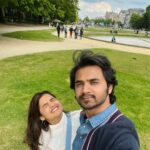Hruta Durgule Instagram - Checking in the country that invented french fries🍟…. Made waffles 🧇 go around the globe and well of course … gave us TINTIN 😎 🙌🏻 HELLO BELGIUM 🇧🇪 ✅ #love #team #fun #happy #vacay #europe #travel #brussels #couplegoals Bruxelles , Belgium