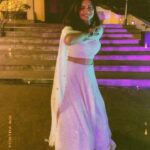 Hruta Durgule Instagram - When they say wedding , All i hear is Dance ! ✨ 🎥 by @prateekshah1 ❤️ #justforfun #dancingreel