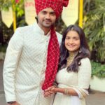 Hruta Durgule Instagram - Summing up the festivities with a twinning couture ❤️ 🎉 #wedding #destinationwedding #white #ivory #love #team #traditional #fun Le Méridien Mahabaleshwar Resort & Spa