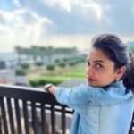 Hruta Durgule Instagram - Looking back at 2022 ❤️✨ #grateful #blessed #2022 InterContinental Fujairah Resort