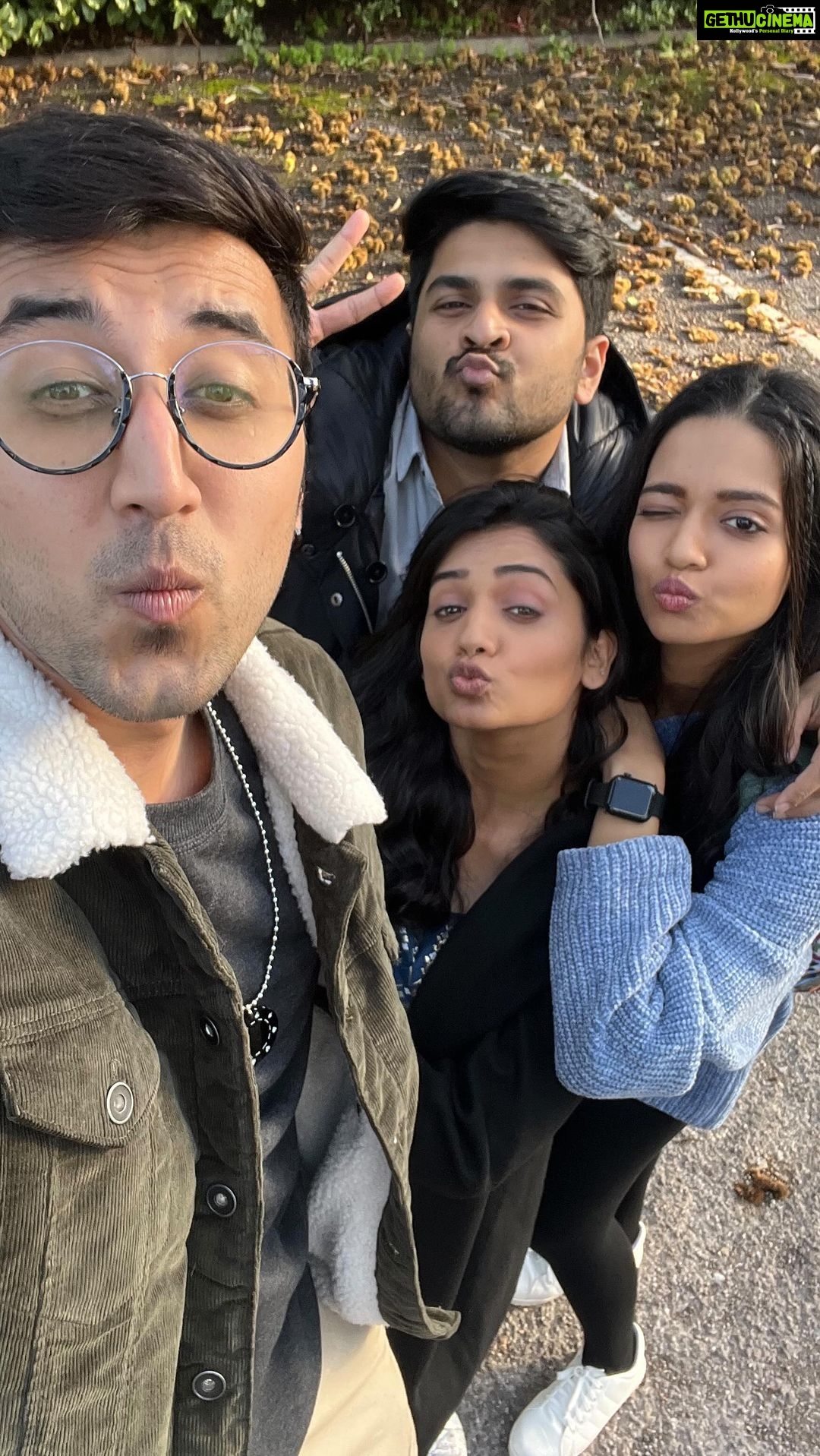 Hruta Durgule Instagram - Reeling with my Kanni Fam ❤️ #trendingreels #instareels #dancingreels #hrutadurgule #shubhankartawde #rishimanohar #vallariviraj #kannithefilm