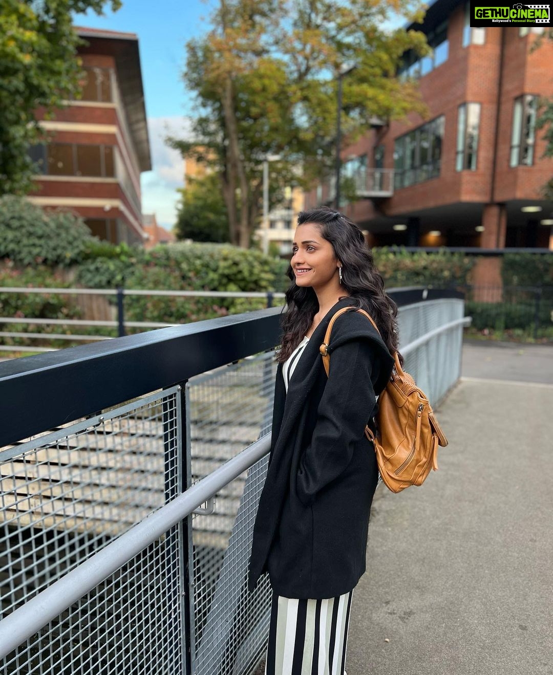 Hruta Durgule Instagram - Kanni ❤️ #kannithefilm #beingkanni #shootingdiaries #blessed #grateful #maidenhead #london #positivevibesonly