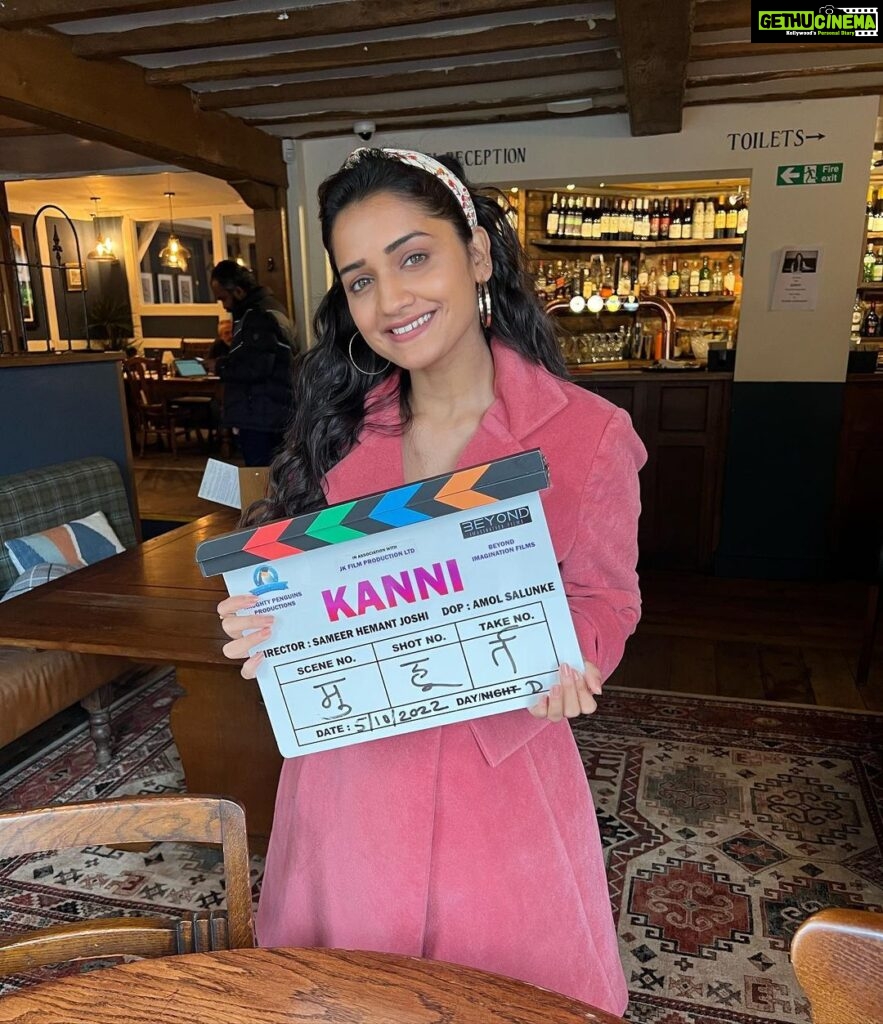 Hruta Durgule Instagram - In and As Kanni ❤️ Forever grateful for everything ✨🧿 #newbeginnings #newcharacter #beingkanni #letsdothis #positivevibes #excited #nervous #grateful #shootingdiaries #london #day1