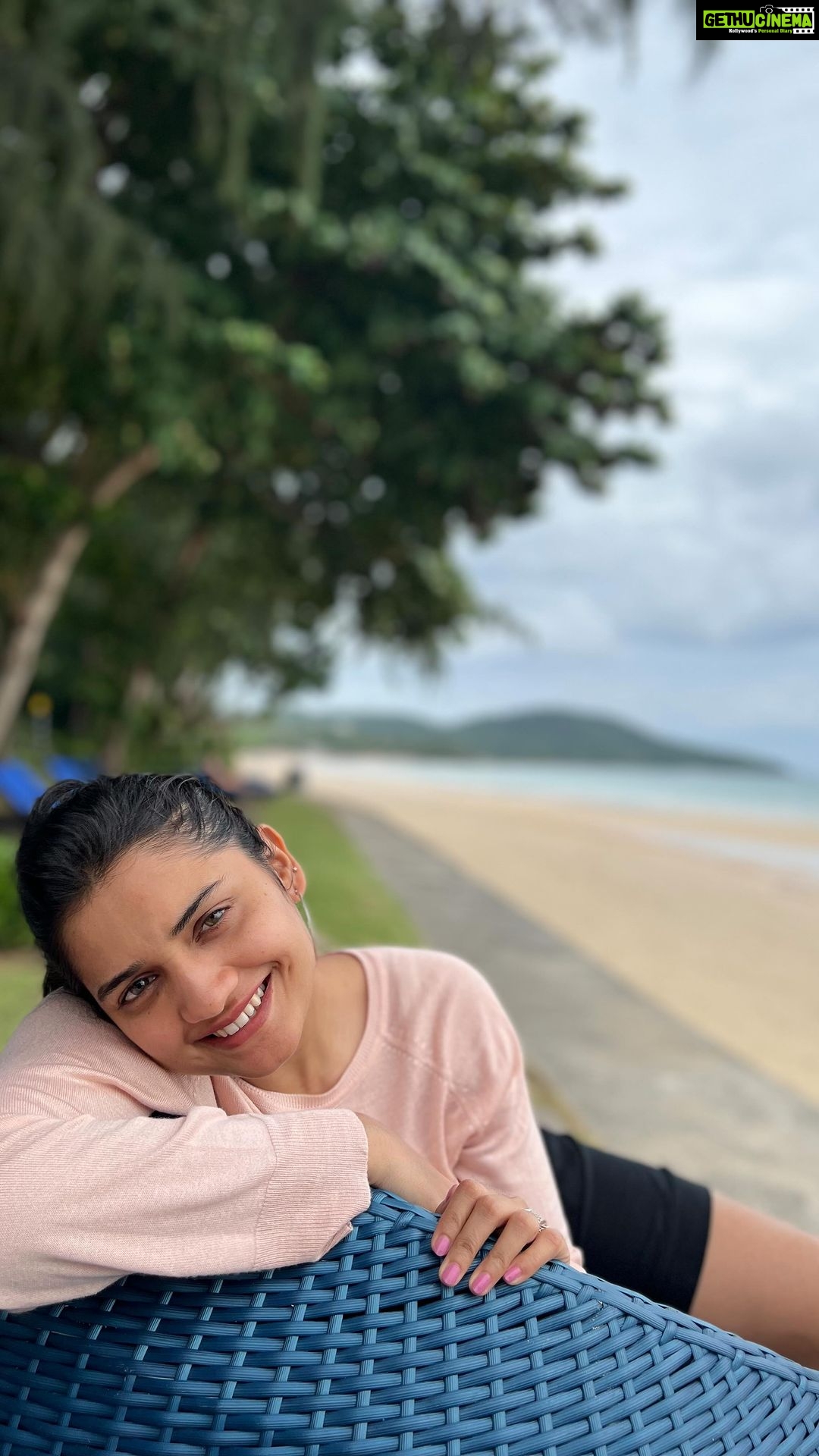 Hruta Durgule - 209.7K Likes - Thank you @universepassage for curating my birthday trip exactly how i imagined it to be ❤️
Grateful 🤗
#birthdaytrip #2022 #krabi #phuket #memories #travel #besttime #blessed #positivevibes #grateful