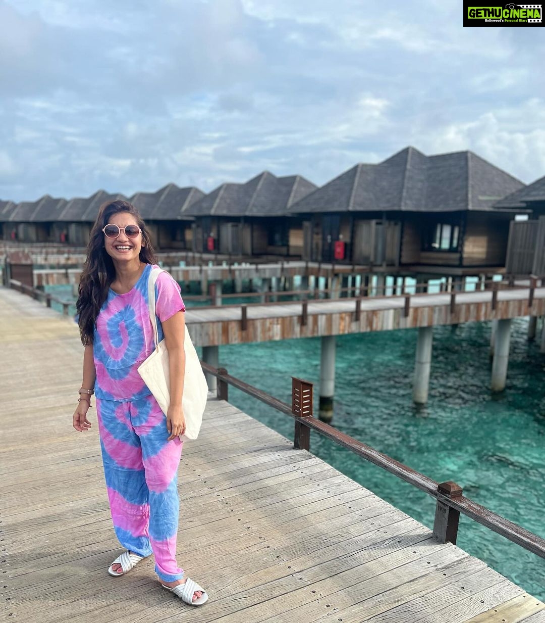 Hruta Durgule Instagram - Mood for the next few days 🥹❤️ #maldives #irufushi #vacaymode #grateful #happiness #positivevibes #relaxation #travelgram #traveling Sun Siyam Irufushi Beach Resort and Spa