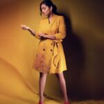 Hruta Durgule Instagram - On the sunny side of life.. 🌻 . . Styled by @shalmalee_t Assisted by @akshu03_ Blazer dress by @vyoum_official Earings @rubans.in | @oakpinionpr Makeup @nikhils_makeover_ Hair @makeupbypragati_ Photos @sudarshanlavekar_photography Edits @retouch_sneha #hrutadurgule #riseandshine #weekendvibes
