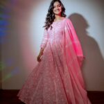 Hruta Durgule Instagram - Swirling through promotions..🌸 Styled by: @shalmalee_t Assisted: @akshu03_ Outfit: @scakhi | @digitallydiksha Make Up: @naiknikhil74 Hair: @jayshree2783 Pictures: @deepali_td_official #hrutadurgule #ananya #promotions #releasingon22july India