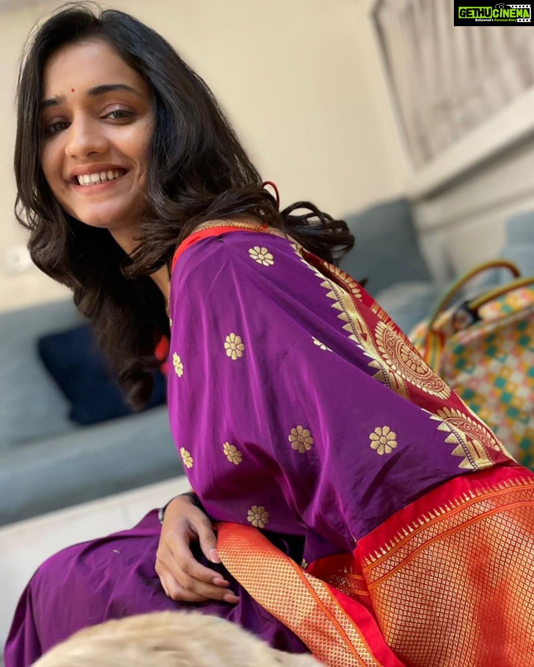 Hruta Durgule - 218.4K Likes - Back At Work ❤️✨
Forever grateful for all the messages and love you guys have been sending for the last few days 🧿🤗 It really means a lot ✨
And there is so much to share with you guys ! Details Soonest❤️🤞
Starting with my first film's teaser today🥺
It has been a long long wait ! But as it is always said good things take time. And that wait teaches you to value it even more . I am nervously excited to welcome all that is meant to be for Ananya ❤️🧿🤗
And when I have my most favourite person with me in this journey ! @prateekshah1 🤗
What more do i need !?
Blessed beyond measure 🥹
To Many Such Firsts Together ✨🤞❤️
#newday #newbeginnings #positivevibes #blessedandgrateful #firstfilm #excited #nervous #letsdothis #hrutadurgule