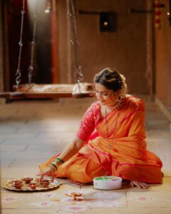 Hruta Durgule Instagram - शुभ दीपावली🪔✨❤️
.
.
.
Pictures by @magdumshubham & @sushant.sutar

#diwali #positivevibes #happiness #festivevibes
