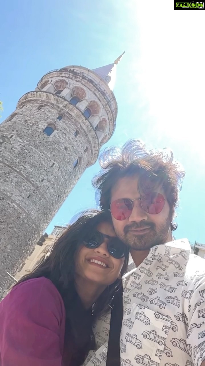 Hruta Durgule Instagram - @hruta12 ❤️ This one’s for you … and also cuz … well : this song and US !! 🤗 #love #thisisus #travel #travelgram #turkey #istanbul #capadocia #pamukkale #honeymoon #hrutadurgule #prateekshah