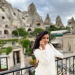 Hruta Durgule Instagram - A page out of a fairy tale ... a land far far away ... of stories ... love and magic !! ❤️🧿 📸 by @prateekshah1 🤗