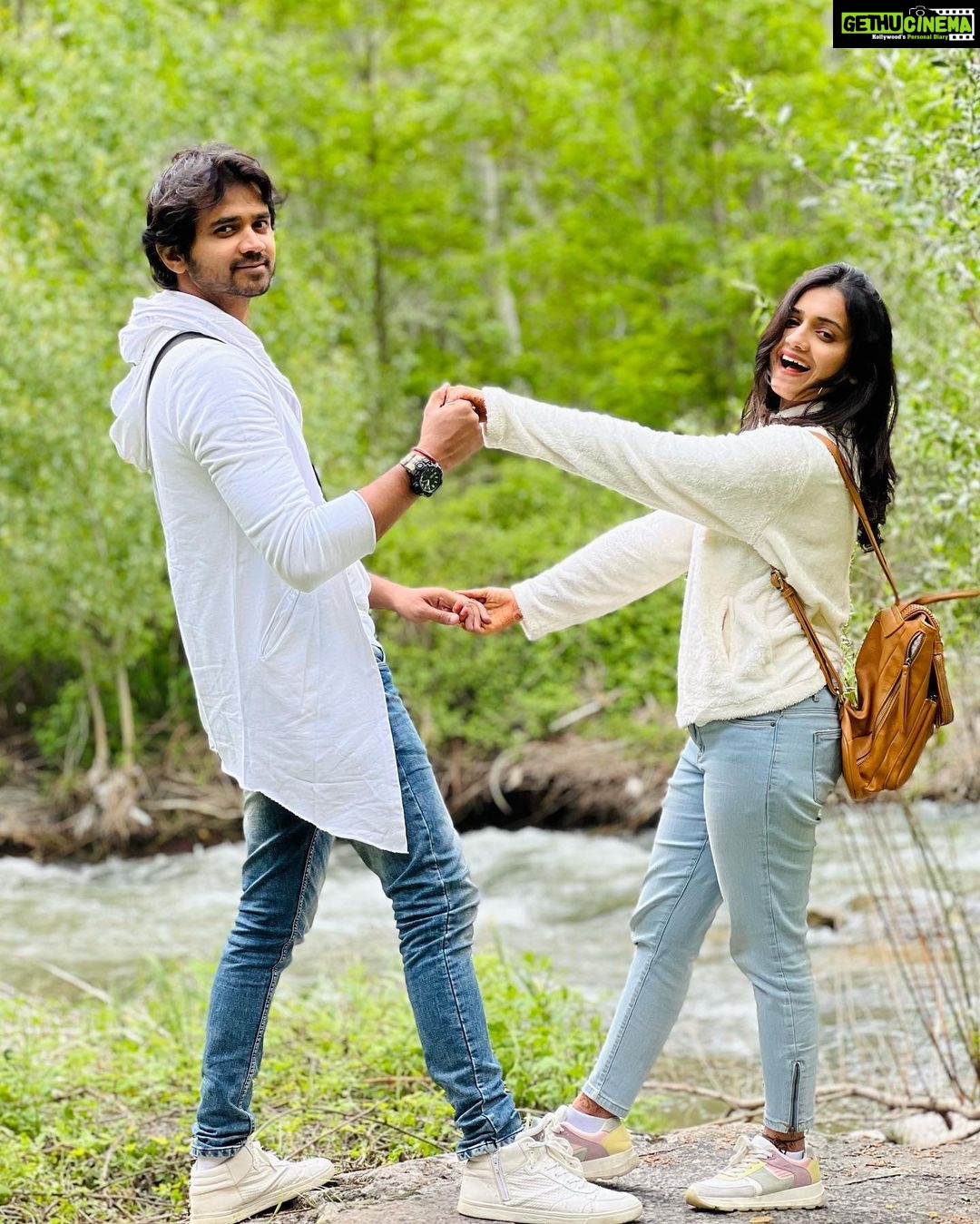 Hruta Durgule Instagram - Amidst nature … away from the chaos .. peace ☮️… tranquility 😇 and serenity ❤️ #white #green #twinning Love Valley, Capadoccia, Turkey.