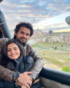 Hruta Durgule Instagram - And then there are some things which cant be put in words .... surreal ... ❤️ 
#capadocia #turkey #voyagerballoons #travel #travelgram #grateful #blessed #positivevibes