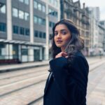 Hruta Durgule Instagram - Hello Birmingham🌸 #workdairies #shoot #travel #somethingnew #blessed #grateful #nervous #excited #wishmeluck
