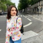 Hruta Durgule Instagram – OOTD 🌸
#travel #paris #explore #grateful #blessed #vacay #weather #day2 Notre-Dame de Paris