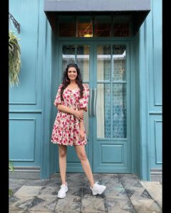 Ihana Dhillon Instagram - A sass a day 
Keeps the basics away 
😜