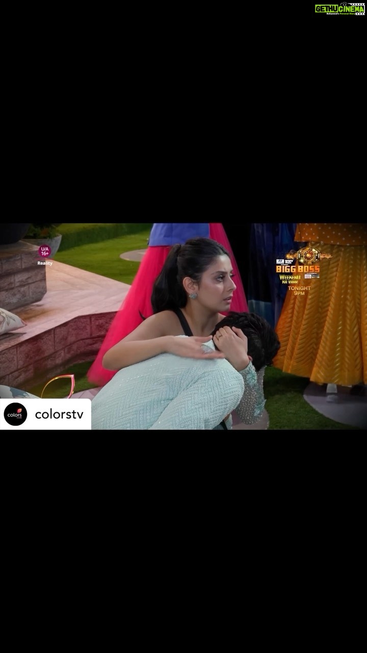 Isha Malviya Instagram - Aap kisiko bhi force nahi kar sakte relationship accept karne ke liye.. aur yaha kon Jhoot bol raha hai aur kon sach ye aapko dikh hi raha hoga. Publicly kisika naam itna buri tarah kharab karna, vo bhi ek 19 saal ki ladki ko itna humiliate karna. Not acceptable! #SupportIshaMalviya #teamishamalviya Interview courtesy @tellychaska @colorstv @officialjiocinema #biggboss17 #bb17 #colorstv #jiocinema #endemolshine