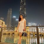Isha Rikhi Instagram - Keep your aura bright ✨🤍 #dubai #mall #travel #burjkhalifa #traveldiaries #2023 #gratitude