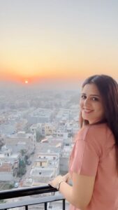 Isha Rikhi Instagram - ☀️❤️