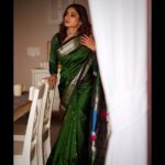 Ishaa Saha Instagram – শুভ শারদীয়া। 

#24GhantaMohapujo #DurgaPuja2023

Saree : @aytrikaswomenattire