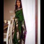 Ishaa Saha Instagram – শুভ শারদীয়া। 

#24GhantaMohapujo #DurgaPuja2023

Saree : @aytrikaswomenattire