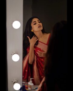 Ishaa Saha Instagram - The Art of Us. 💫