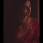 Ishaa Saha Instagram - ঠিক সন্ধ্যে নামার মুখে...........