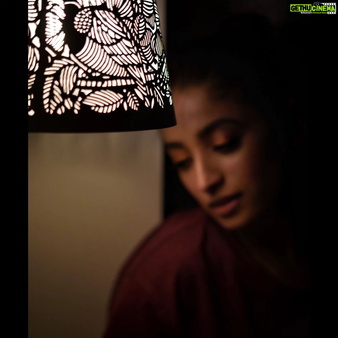 Ishaa Saha Instagram - আধো আলো ছায়াতে... Home