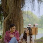 Ishaa Saha Instagram - “একটু সরে বসুন” সিনেমা থেকে অরিজিৎ সিং ও অন্বেষার কন্ঠে শুনুন দারুন একটি গান “নিষ্পলক” , শুধুমাত্র সারেগামা বাংলা ইউটিউব চ্যানেল ও সমস্ত leading OTT প্ল্যাটফর্মে। @arijitsingh @anwesshaa9 @ranajoybhattacharjee @paoli_dam @ritwickchak_ @ishaasaha_official #Nispolok #arijitsinghsongs #saregamabengali #banglagaan #bengalisong #arijitsingh #newbengalisong #latestbengalisongs #banglagaan2023