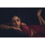 Ishaa Saha Instagram – বোলোনা রাধিকা তাকে,
যেও না, যেও না প্রিয়…. Somewhere In Peace