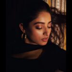 Ishaa Saha Instagram - Days of wine and roses.... ! Home
