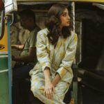 Ishaa Saha Instagram - 🛺🛺🛺 #promotiondays #EktuSoreBoshun #day1itwas 💋 @kunal_makeup_artist 🛺 👚 @tanideas 🛺 📸 @priyatoshsinharoy9