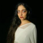 Ishaani Krishna Instagram - സ്വപ്നങ്ങൾക്കും യാഥാർത്ഥ്യത്തിനുമിടയിൽ 🍃 This Halloween I decided to pop out as നീലി 🪷 PC : @ahaana_krishna
