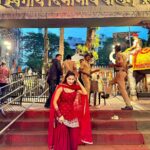 Ishita Raj Sharma Instagram - हे विघ्न विघनेश्वर, सब पर कृपा बनाए रखना🙏 #ganpatibappa Lal Bagh Cha Raja