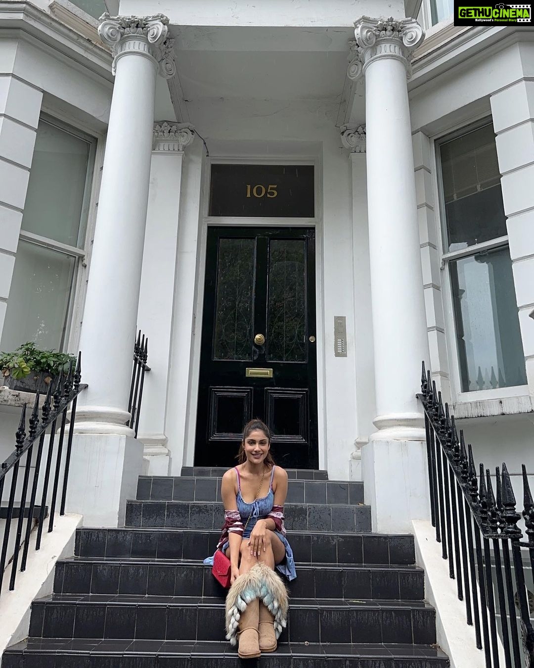 Ishita Raj Sharma Instagram - Because August ain’t over yet… London, UK