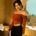 Iswarya Menon Instagram – DRIPPING in moonlight 🌚🤎 
.
📷 @irst_photography 
Mua @noormakeup_mehndi
@vgpgoldenbeachresort