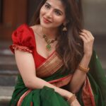Iswarya Menon Instagram - இனிய தீபாவளி நல்வாழ்த்துக்கள்🪔 . దీపావలి శుభాకాంక్షలు 💥 . ദീപാവലി ആശംസകൾ . Wishing you all a happy happy Diwali 🪔💥♥️ . 📷 @camerasenthil @jeevithamakeupartistry @thepallushop @aaranyarentaljewellery @rrajeshananda