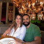 Izabelle Leite Instagram - small things, big moments 🧿🩵 fam i.l.y 🥹🎂🐢👨‍👩‍👧‍👧 my everything 🎈 Doha