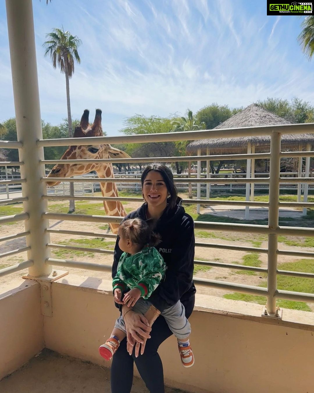 Izabelle Leite Instagram - little moments big memories 🥰🥹🧿 Alkhor Park & Zoo-Qatar