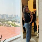 Izabelle Leite Instagram - in l.o.v.e 🫨😮‍💨 Raffles Doha